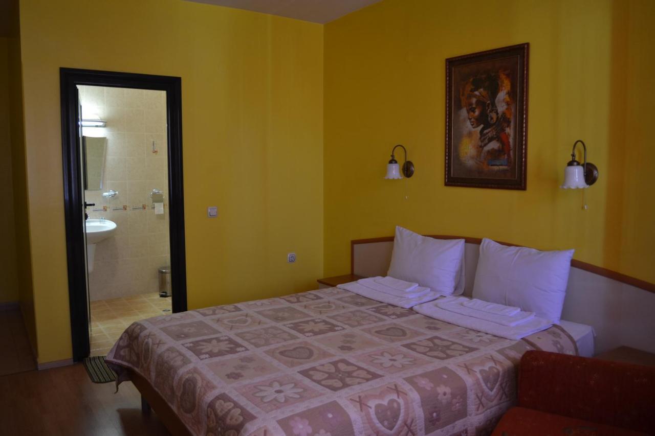 Hotel Perla Gorna Orjachovitsa Buitenkant foto