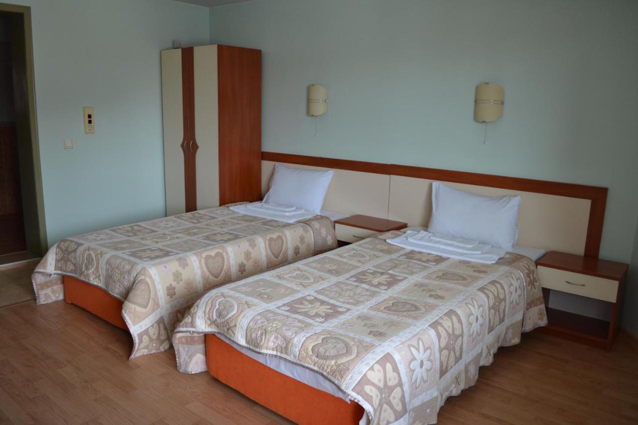 Hotel Perla Gorna Orjachovitsa Buitenkant foto