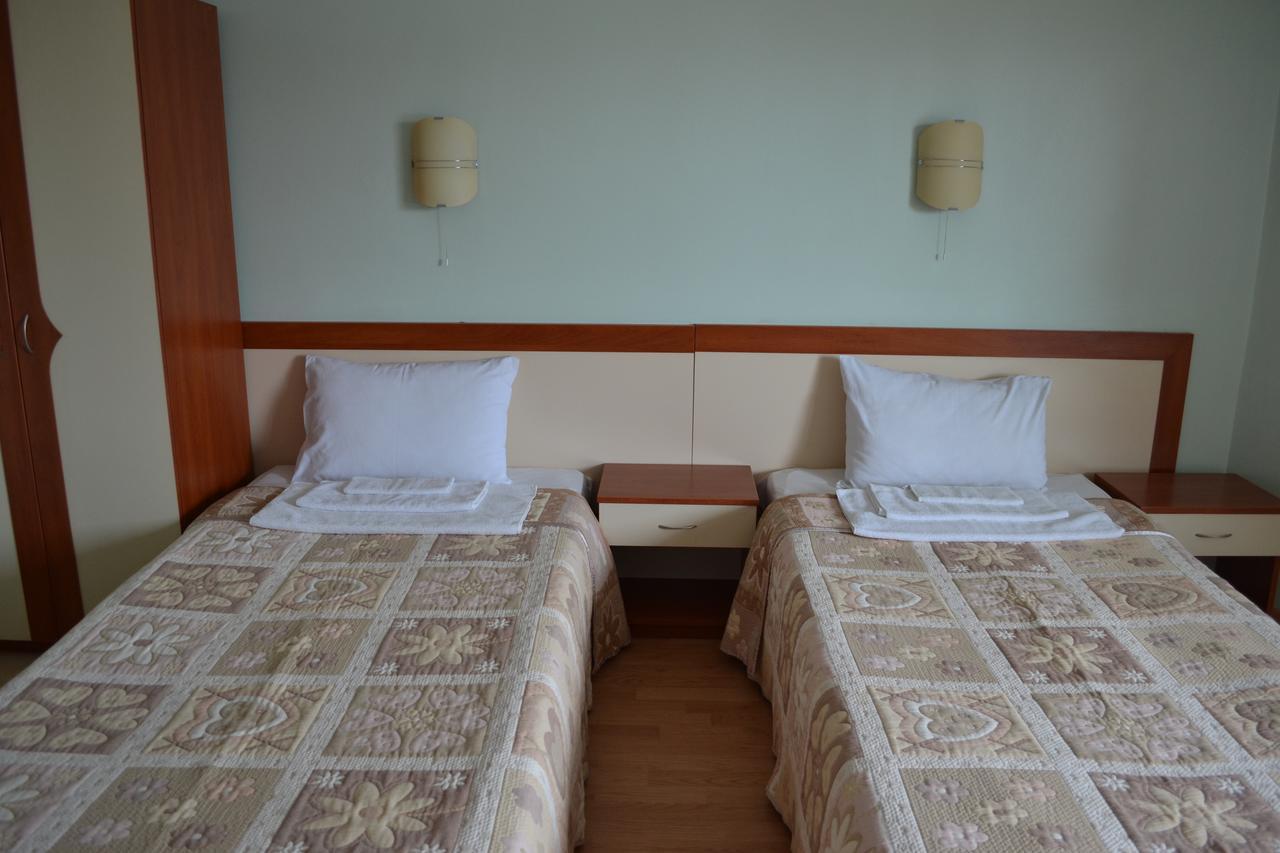 Hotel Perla Gorna Orjachovitsa Buitenkant foto