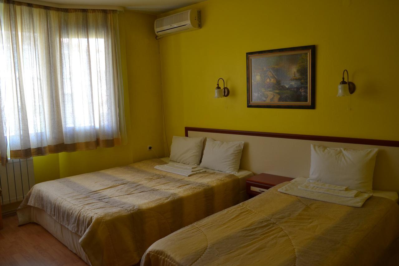 Hotel Perla Gorna Orjachovitsa Buitenkant foto